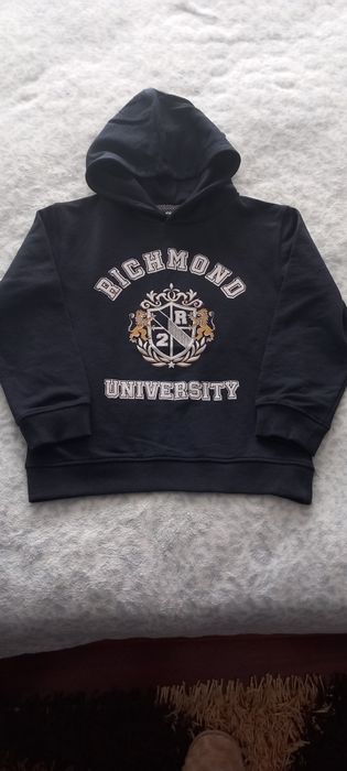 Camisolas com Capuz Menino Tam 6 Anos  ( Portes Incluídos)