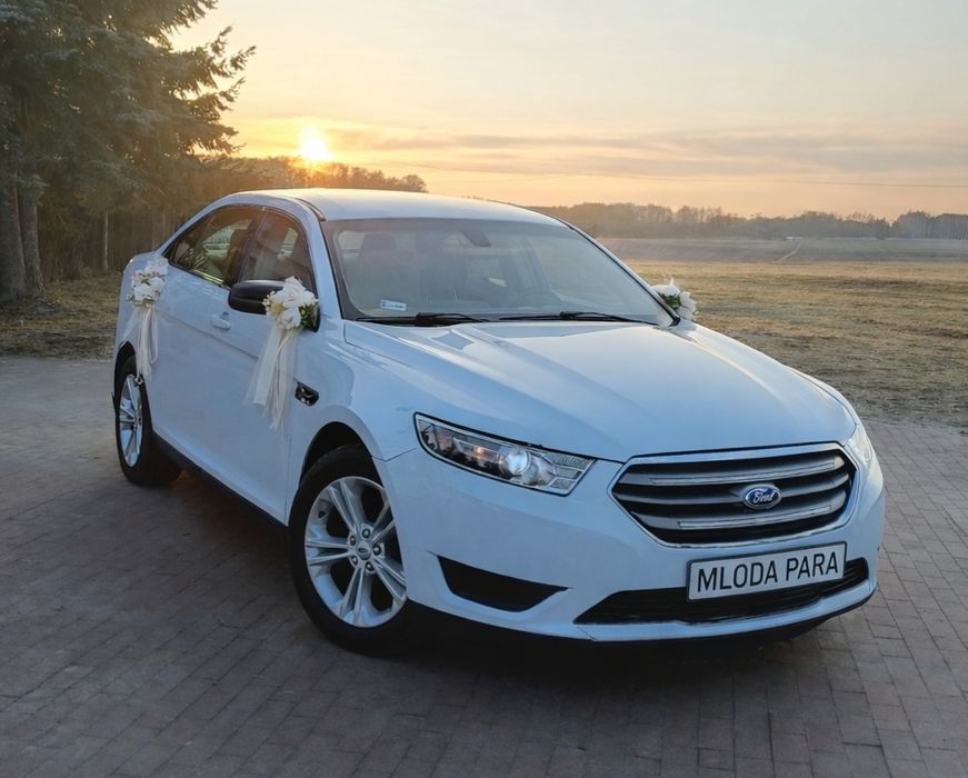 Ford Taurus do ślubu