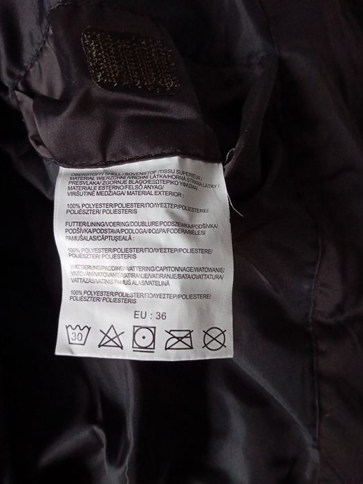 Płaszczyk damski zgrabny i ciepły rozmiar 36 firmy Montego