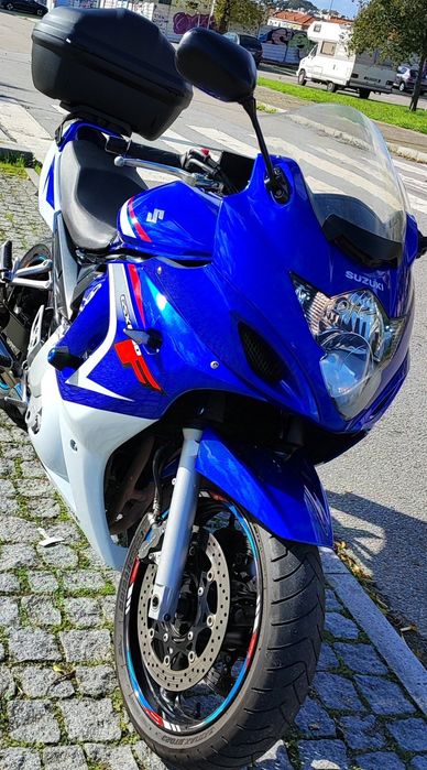 Suzuki GSX-F 650 cm3