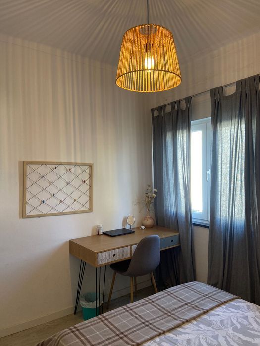 Quarto para arrendar