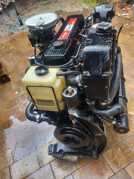 Silnik mercruiser 3.7 litra 160 koni