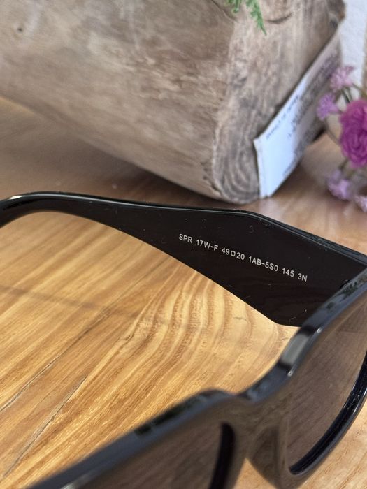 Okulary przeciwsłoneczne Prada dwie sztuki – czarne, unisex, nowe, rozmiar uniwersalny