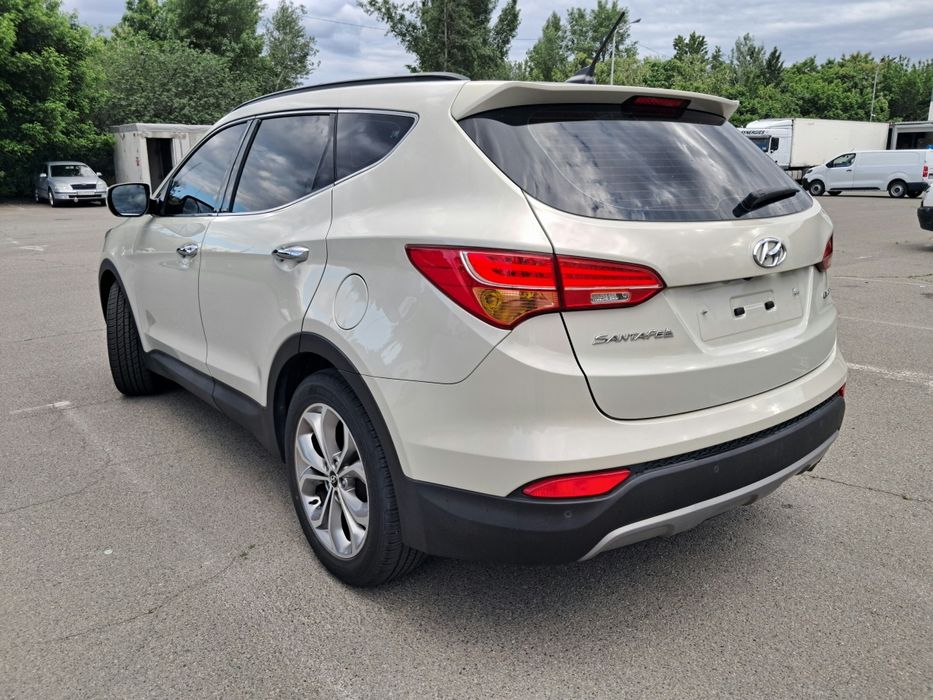 Продам Hyundai Santa Fe