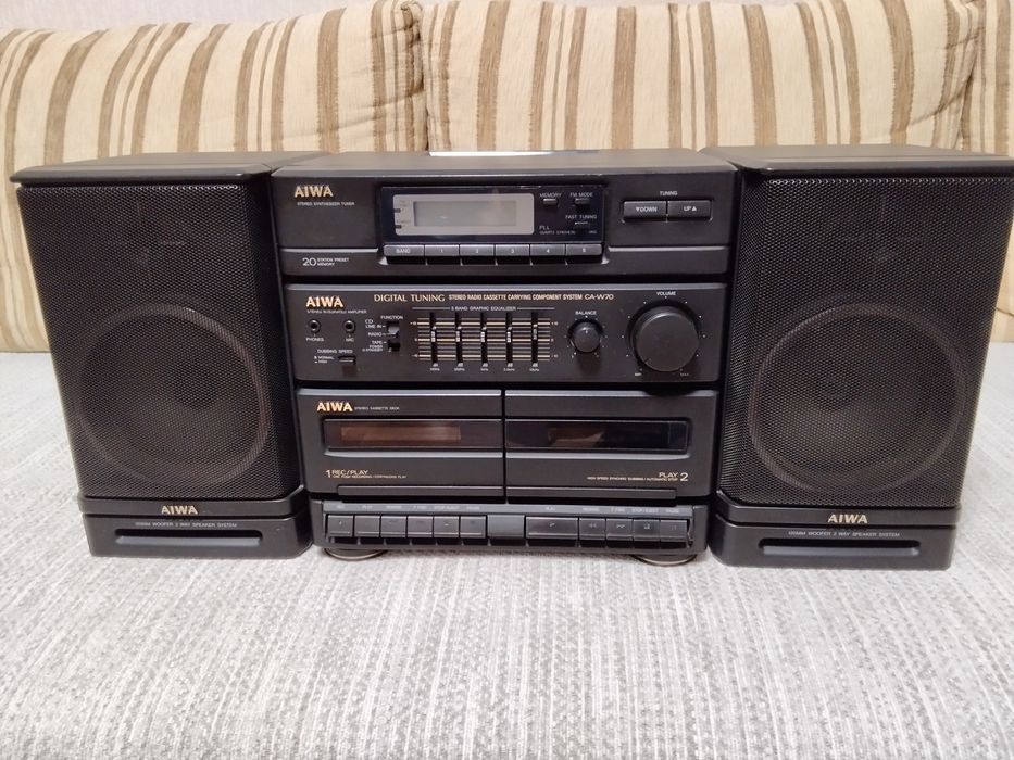 Магнитола AIWA CA -W 70.