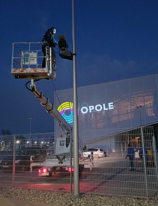 Podnośnik koszowy, wynajem