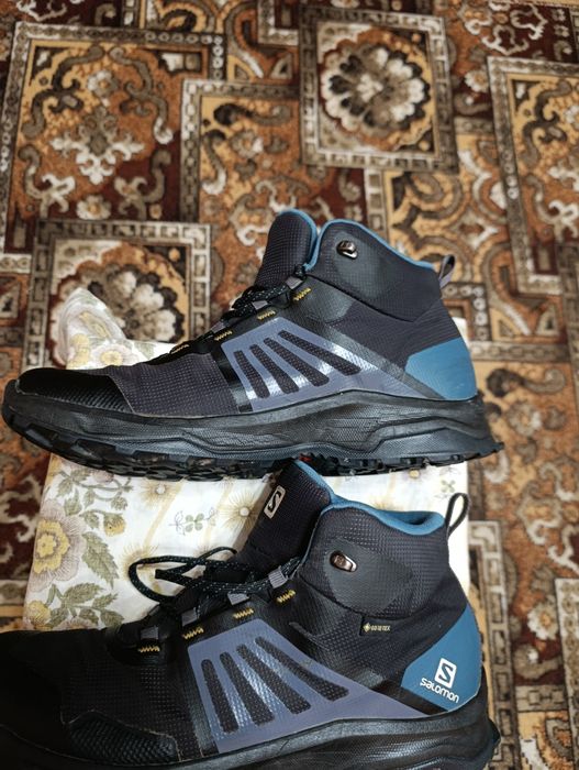 Продам мужские кроссовки-ботинки Salomon Gore Tex