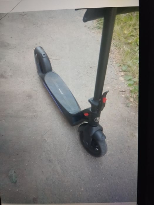 Продам Електросамокат Proove