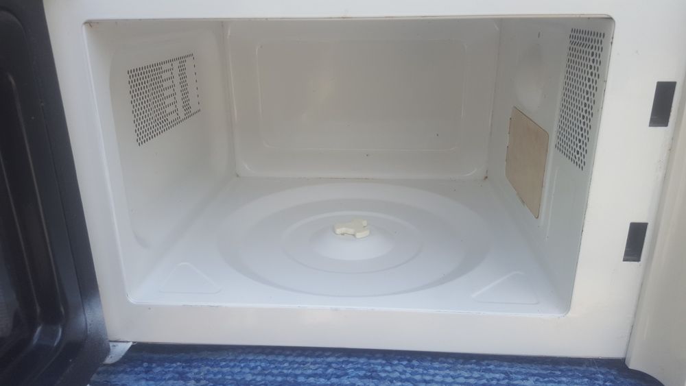 Microondas Moulinex Compacto