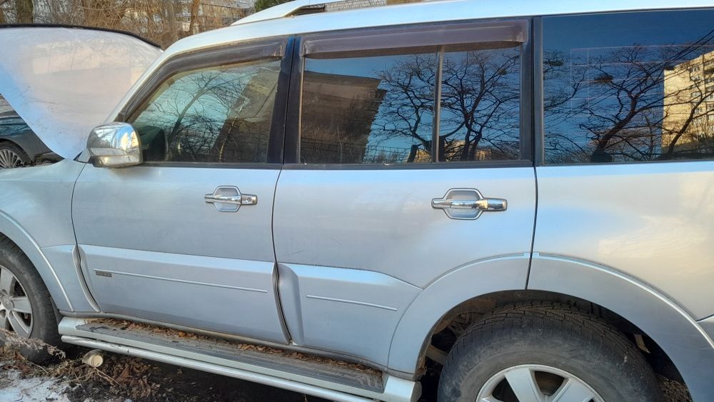 Автомобіль Mitsubishi  Pajero