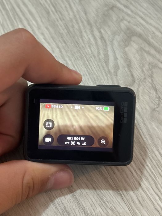 GoPro Hero 7 Black + 4 Baterias + Caixa de estanque+Base de carregamento