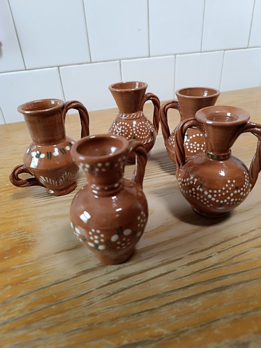 Regional decorative tableware443347778856570880