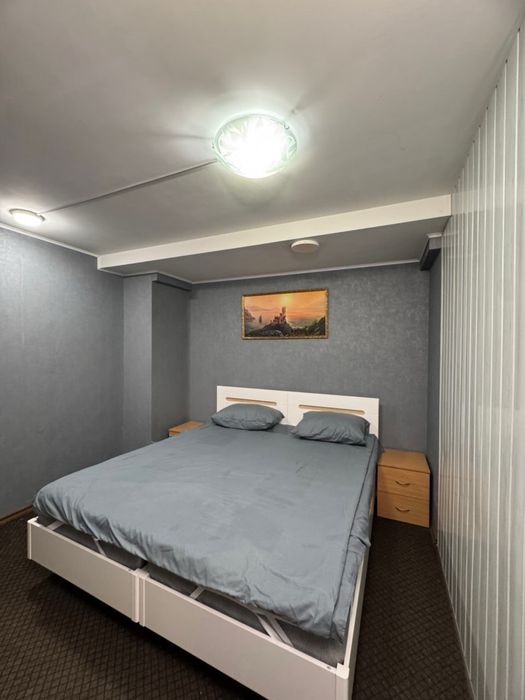 Готель в центрі міста . Бульвар Лесі Украінкі 9