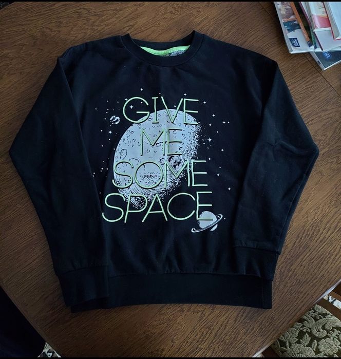 Czarna Bluza z nadrukiem 146/152