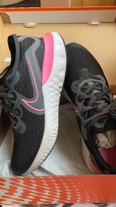Дитячі Nike Renew Run (gs) 40 EU 25 см