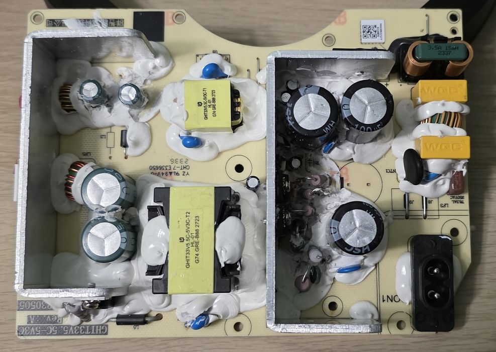 Zasilacz JBL Authentics 500 uszkodzony, na części