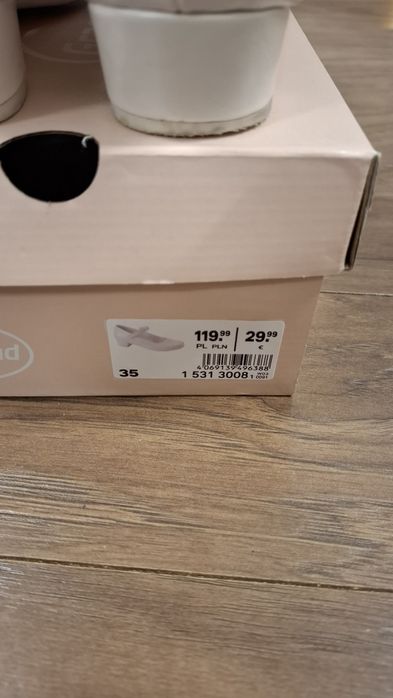 Pantofelki buty komunijne 35 wygodne