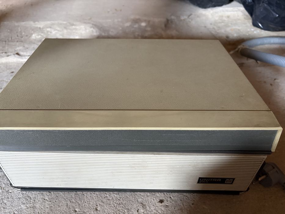 Magnetofon Unitra, model ZK 145