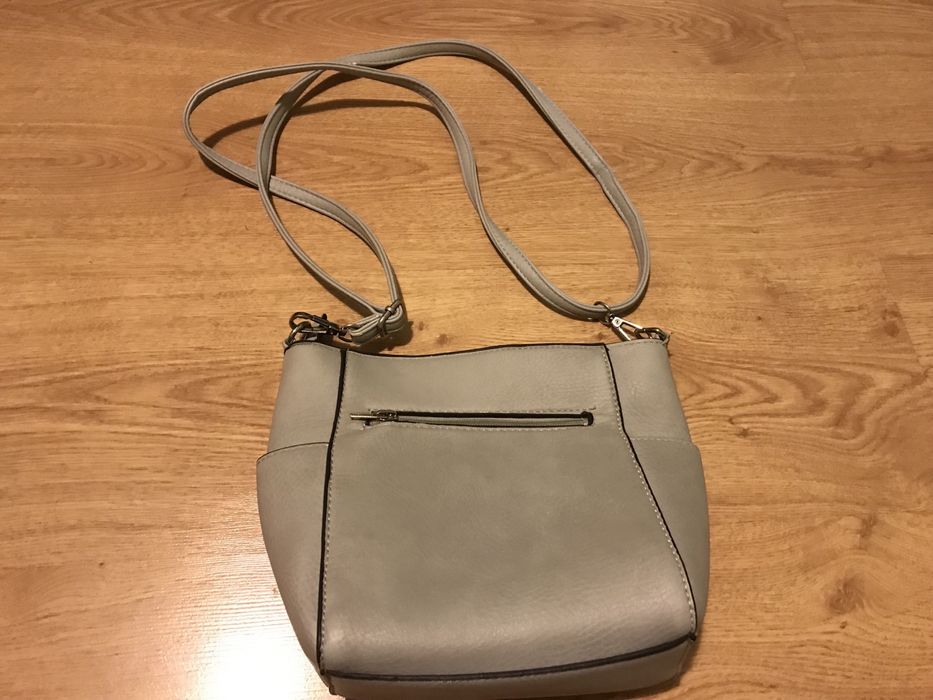 Torebka damska na pasku