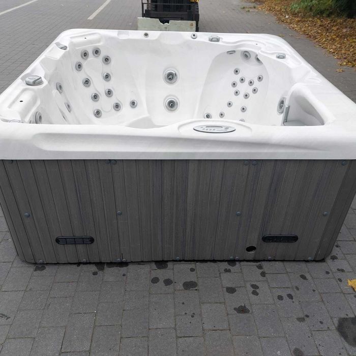 Jacuzzi Używane elektryczne sprawne Balia wodna Transport Wanna Hydro