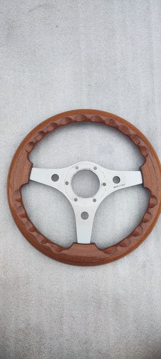 Volante Raid em madeira