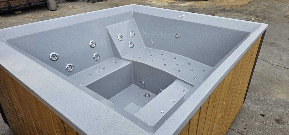 Jacuzzi Balia ogrodowa PIRAMIDA NOWA hydromasaż