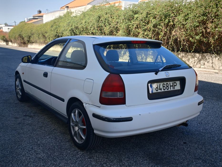 Civic 1.4i muito material novo