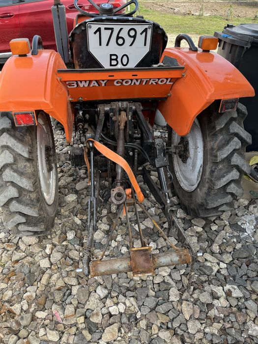 Мінітрактор Hinomoto e1804