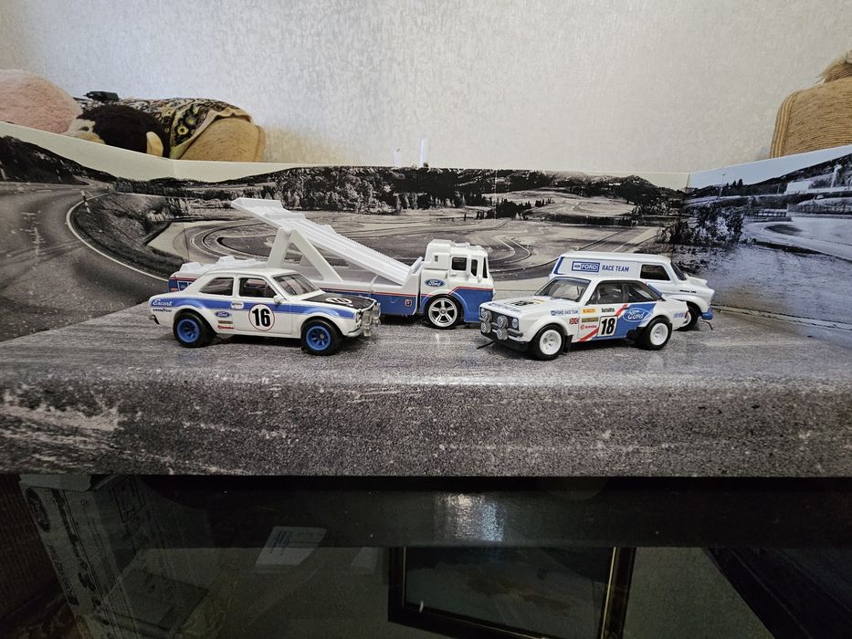 Hot wheels Premium Diorama Ford Race Team