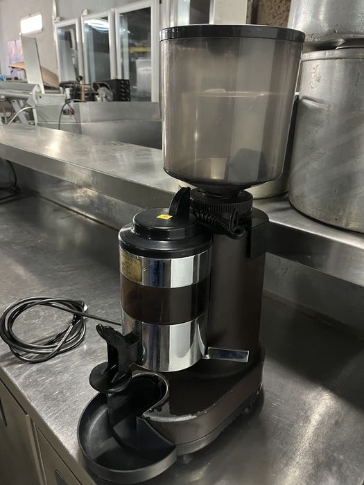 Moinho de Cafe Mercury totalmente revisionado