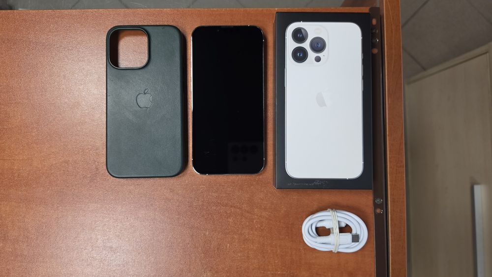 iPhone 13 Pro 256GB biały, stan bdb
