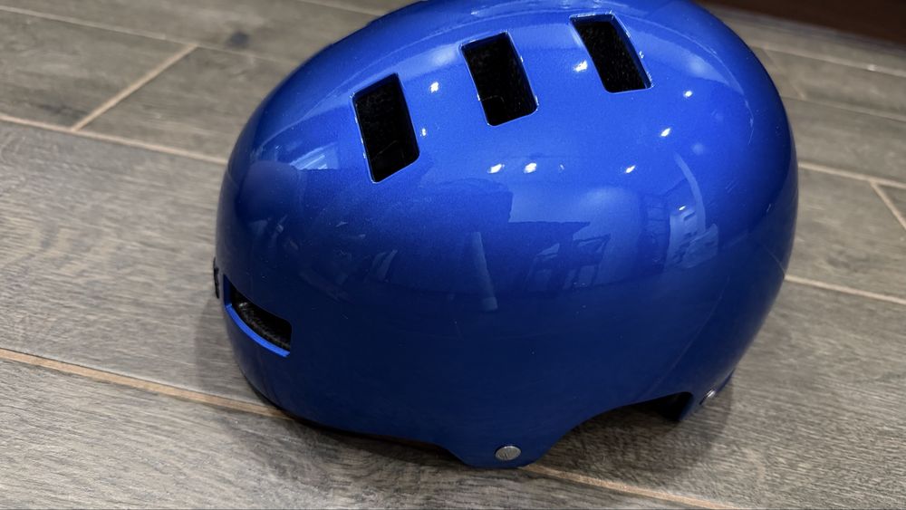 Продам шолом Bluegrass super bold M 56/59