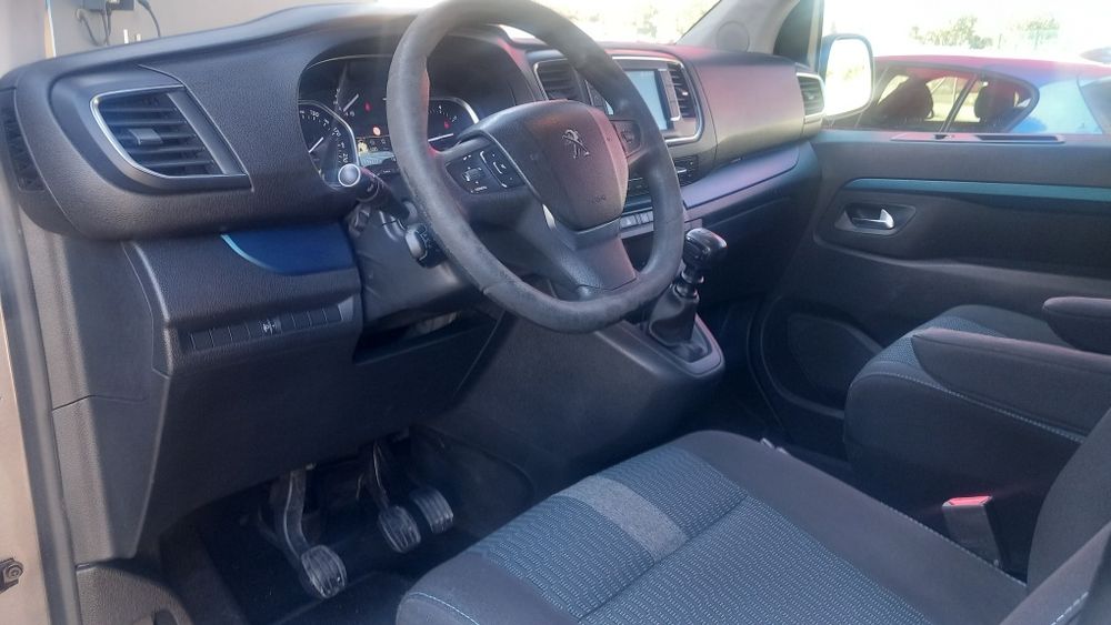 Peugeot Expert Traveller  1.6 HDI  8 lugares