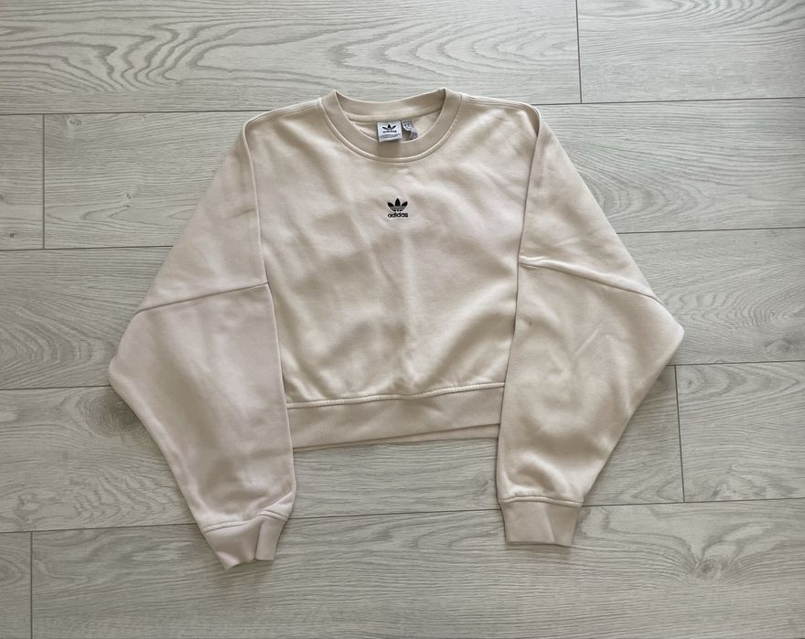 Продаю бежеву толстовку adidas. Стан хороший, жодних плям.