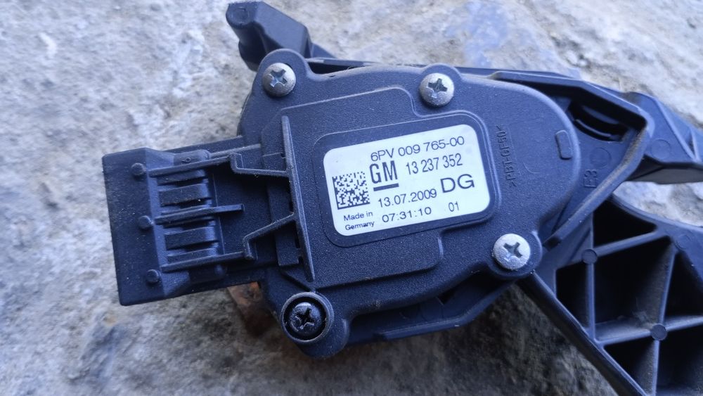 Pedał gazu potencjometr Insignia A