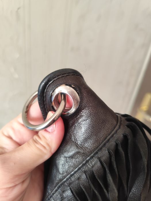 Сумка чорна з бахромою