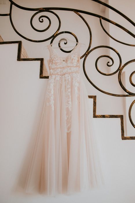 Suknia ślubna jak nowa r. 36/S