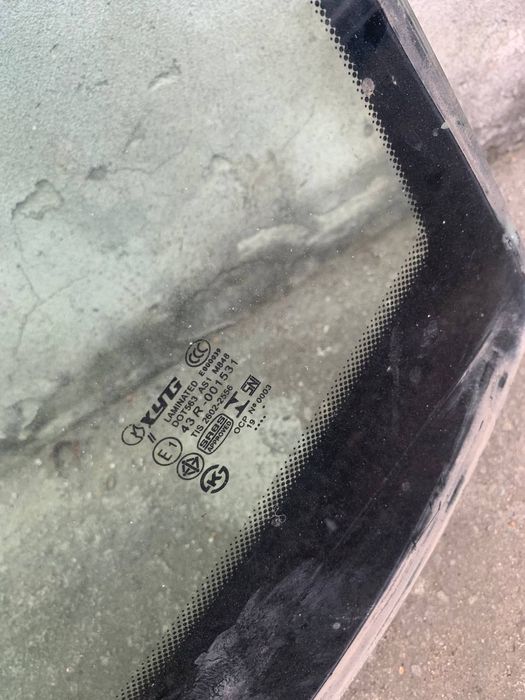 Лобове w124 е250 е300 е220 е200 ешка 124