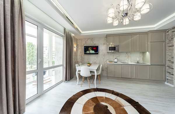 Подобова оренда 4к квартира ВІП. Лесі Українки 24. джакузі