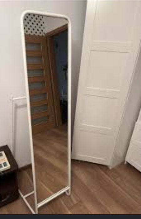 Lustro ikea wieszaki z tyłu