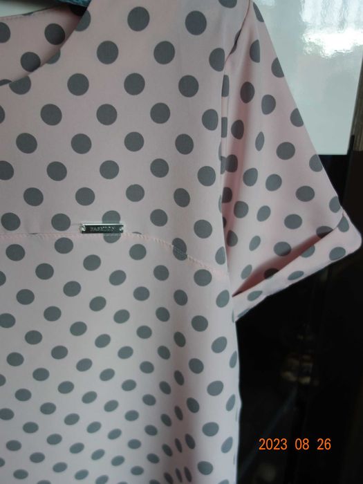 Bluzka krótki rękaw rozm.40