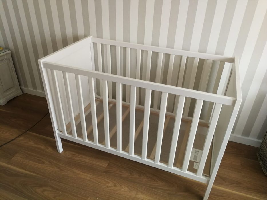 Berço + colchão bebe Branco Ikea