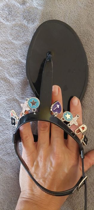 Japonki z charmsami