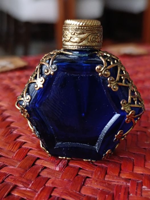 Frasco de perfume vintage