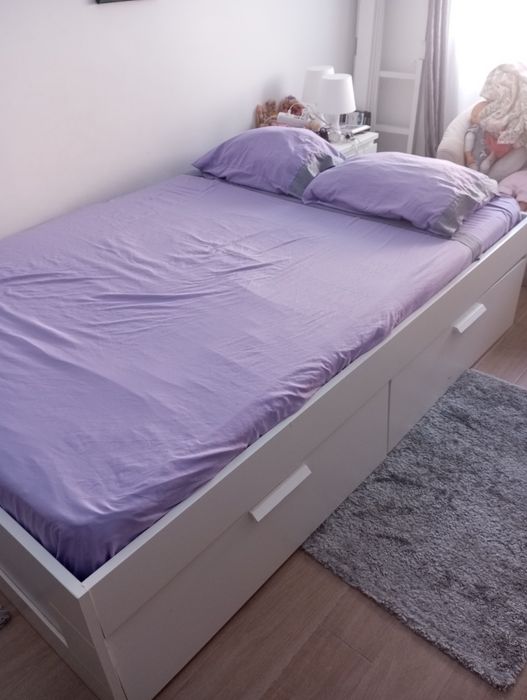 Cama de casal + colchão e estrado