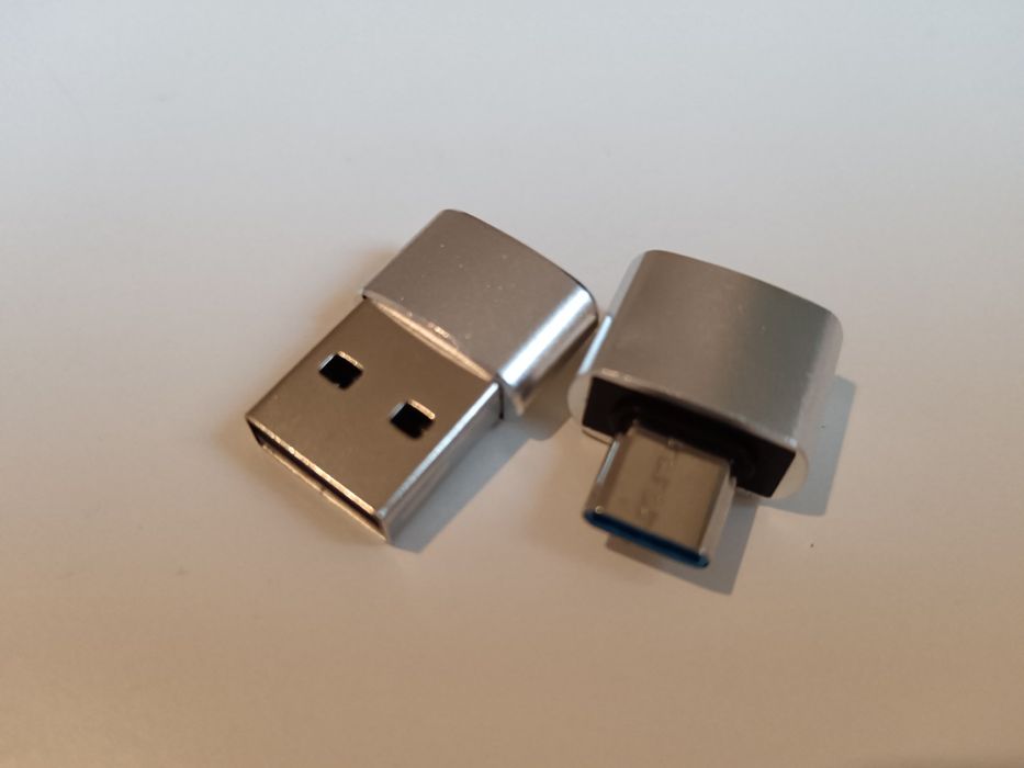 NOVO Adapter Set with USB-C / Female USB Box, USB / USB64564256574849120