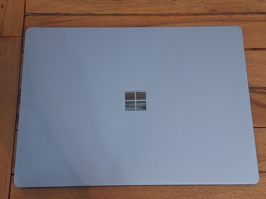 Ноутбук Microsoft Surface