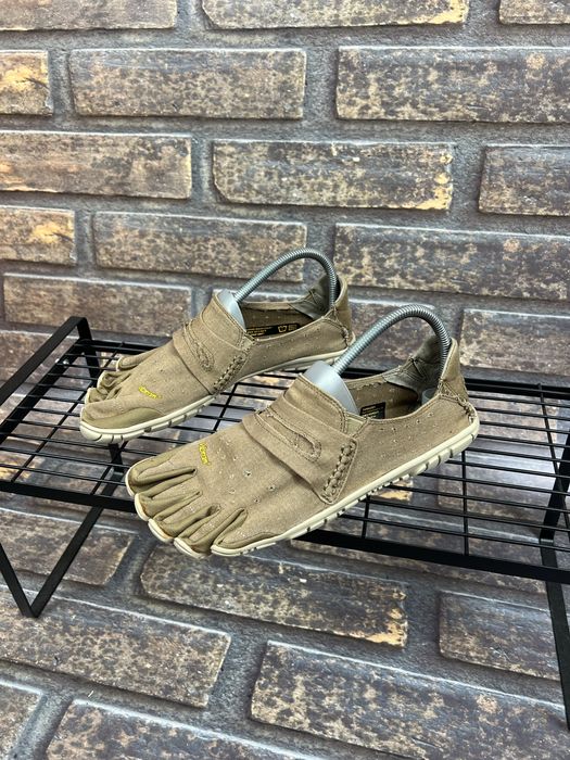 Vibram Fivefingers CVT-Hemp 43 розмір оригінал кросівки взуття тиекінгове
