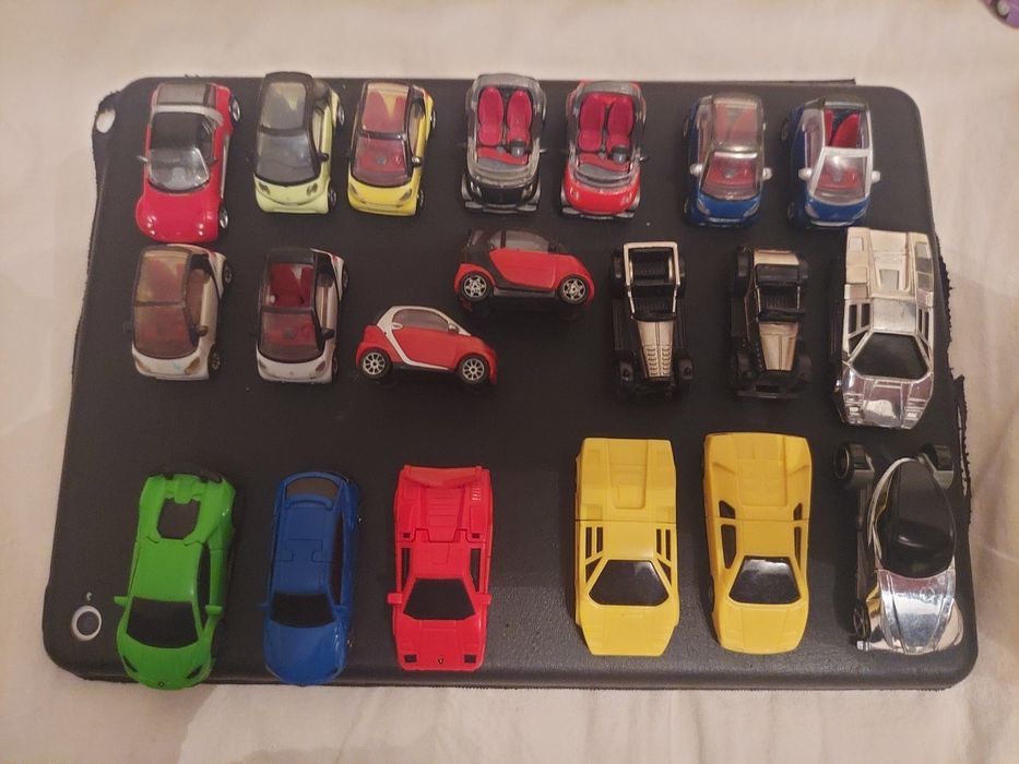 Продам машинки киндерные