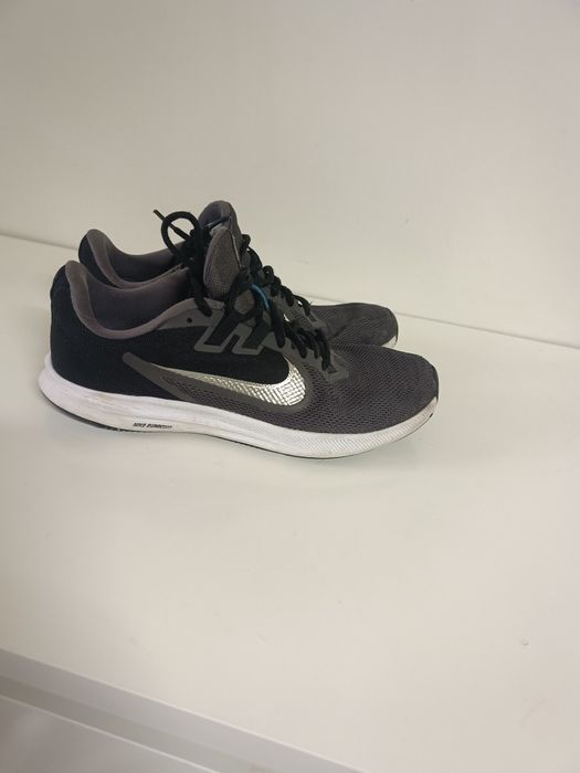 Nike downshifter 9 42(26.5cm)
